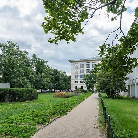Wspolna 54A - Red - Good Apartments Varsó Kültér fotó